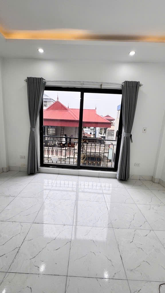 LK ĐẤU GIÁ QUANG LÃM 47M NHỈNH 10 TỶ _7 TẦNG THANG MÁY _ÔTÔ VÀO NHÀ_ MT KHỦNG