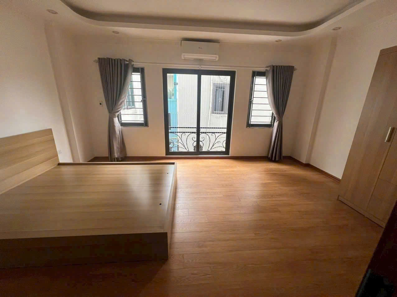 PHÚ LƯƠNG HÀ ĐÔNG _35M 4 TẦNG NHỈNH 4 TỶ _ HƠN 100M RA ÔTÔ TRÁNH _ĐÔNG DÂN _ GẦN CÁC TRƯỜNG ĐẠU HỌC