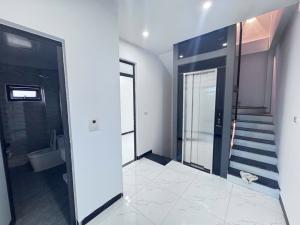 43m phú lãm hà đông _chỉ hơn 7 tỷ có nhà đẹp thang máy vù vù _ ngõ oto đỗ cửa ngày đêm_ gần chợ