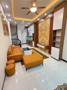 BÌNH MINH THANH OAI _51M CHỈ HƠN 4 TỶ -20M RA CHỖ ĐỖ Ô TÔ_KHU DÂN CƯ ĐÔNG ĐÚC_FULL NỘI THẤT