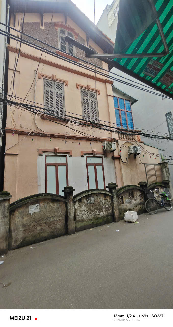 Bán Đất Tặng Nhà 3 tầng Giá 34 tỷ mặt tiền gần 11m, Nhà Hứng Lộc, Ngõ đẹp nhất trong các ngõ