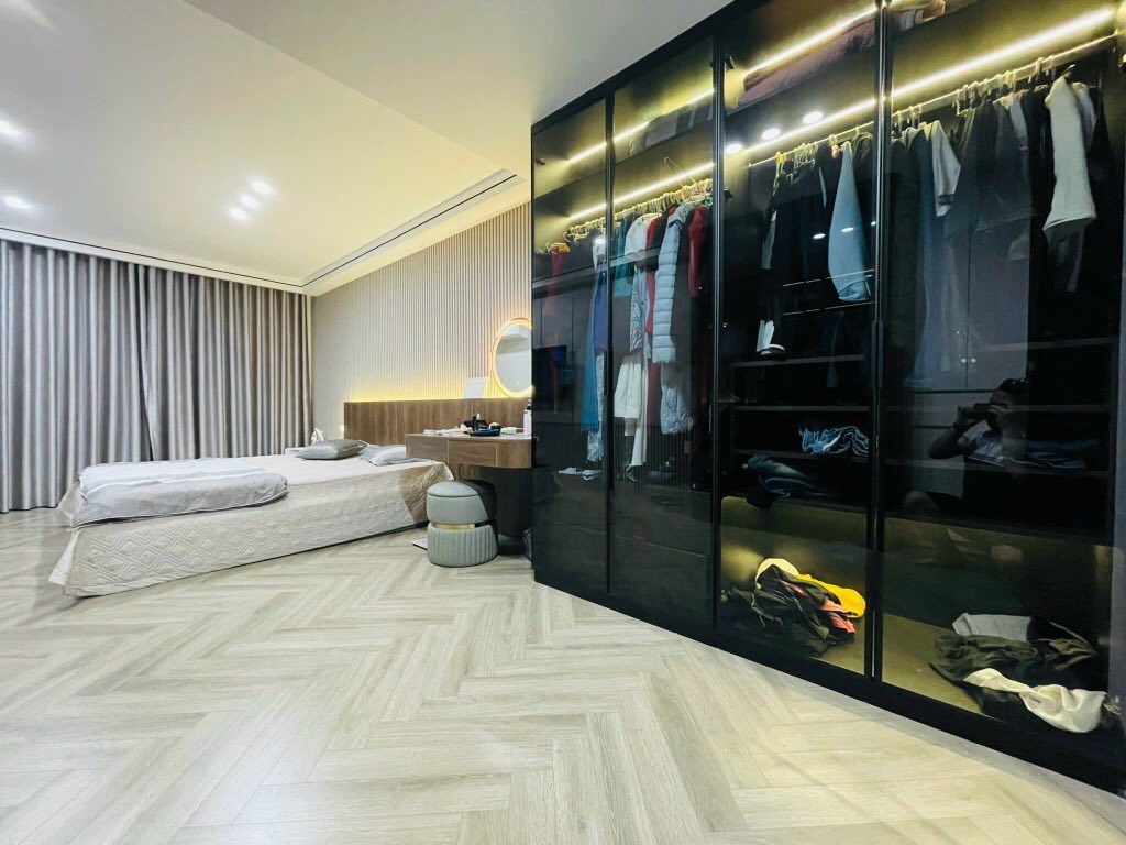 CẦU GIẤY - PHÙNG CHÍ KIÊN - CÁCH 1 NHÀ RA PHỐ - OTO TRÁNH - Giá chào 12 tỷ
