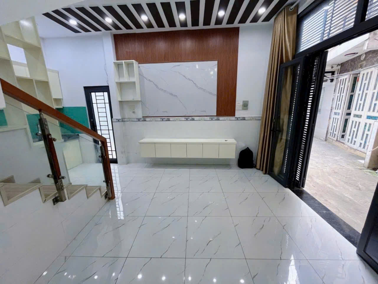 BÁN NHÀ 3 TỶ TRUNG TÂM QUẬN GÒ VẤP  NGANG 6M