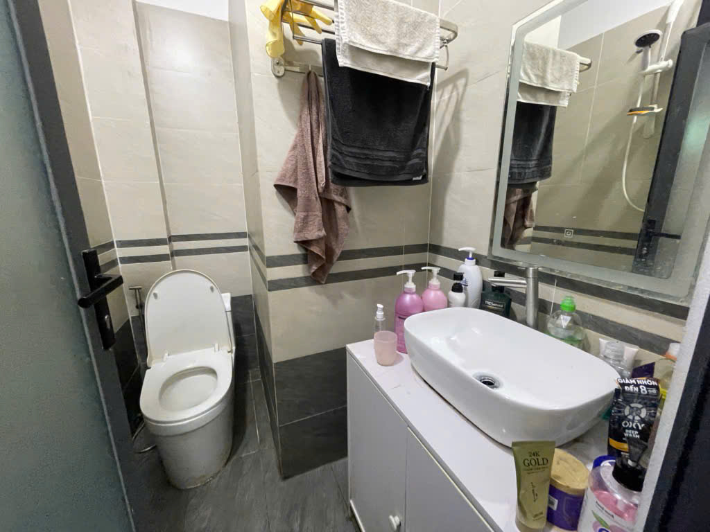 BÁN NHÀ GÒ VẤP NHỈNH 3 TỶ KẾ BÊN ỦY BAN PHƯỜNG 4  BỆNH VIỆN 175