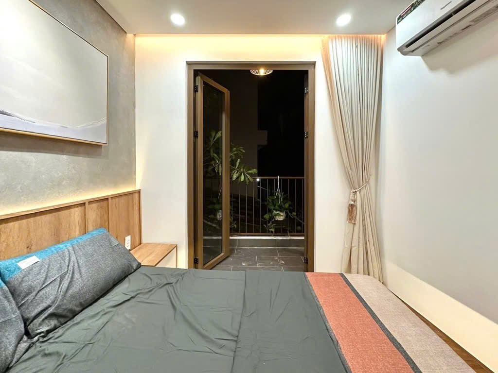 BÁN NHÀ NHỈNH 4 TỶ HẺM XE HƠI PHƯỜNG 12 BÌNH THẠNH