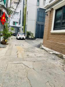 BÁN NHÀ HẺM XE HƠI NHỈNH 5 TỶ ĐƯỜNG NGUYỄN XÍ THÔNG RA NƠ TRANG LONG
