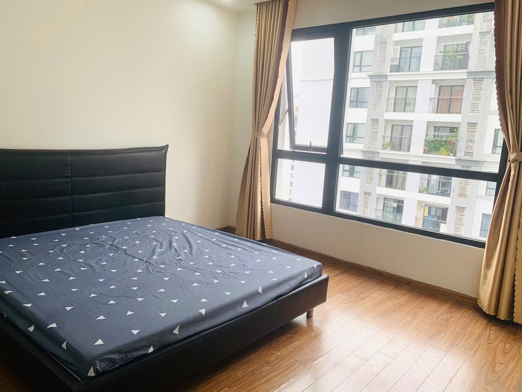 Bán Chung cư Times City, Dt 76m2, 2N2VS, full nội thất, Giá 7,1 tỷ LH 0981818137