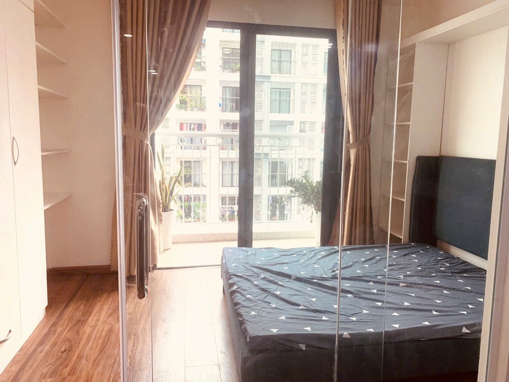 Bán Chung cư Times City, Dt 76m2, 2N2VS, full nội thất, Giá 7,1 tỷ LH 0981818137