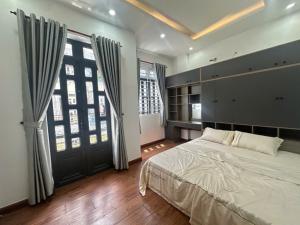 NHÀ QL1A GẦN CV PHẦN MỀM QUANG TRUNG- Ngang 6m- GẦN 80M2 - 4PN- Chỉ 2T680 , HẺM THÔNG SẠCH SẼ THOÁNG MÁT