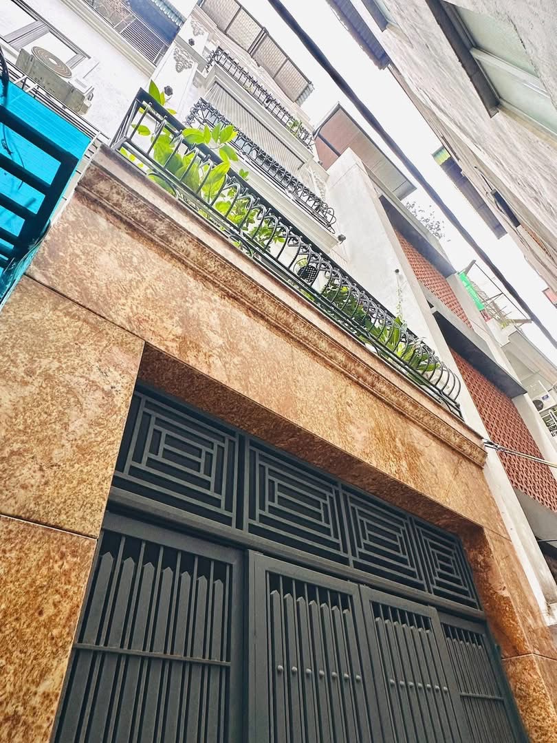 NHÀ ĐẸP - NỘI THẤT CAO CẤP - NỞ HẬU - GẦN PHỐ