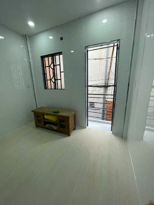 Bán Nhà sát chợ Phạm Văn Hai,hẻm đường Nguyễn Bặc,phường 3,quận Tân Bình