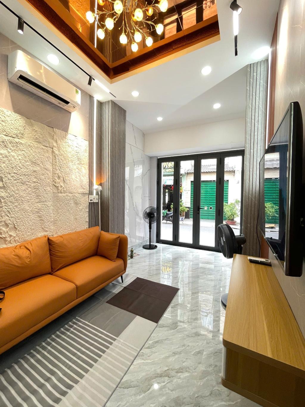 NHÀ BÁN HẺM 281 ĐƯỜNG LÊ VĂN SỸ,PHƯỜNG 1,QUẬN TÂN BÌNH