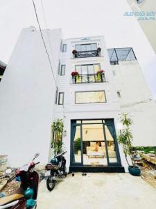 BÁN NHÀ DIỆN TÍCH LỚN GIÁ MỀM TRÊN ĐƯỜNG THỐNG NHẤT GẦN LÊ ĐỨC THỌ