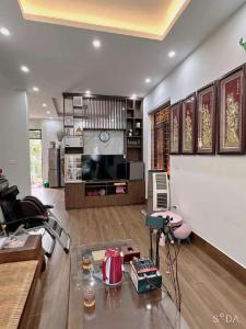 BIỆT THỰ NHÀ VƯỜN, PHÂN LÔ, LÔ GÓC, THOÁNG TỨ PHÍA, NHÀ DÂN XÂY, MÓNG 7 TẦNG, Ô CHỜ THANG MÁY.