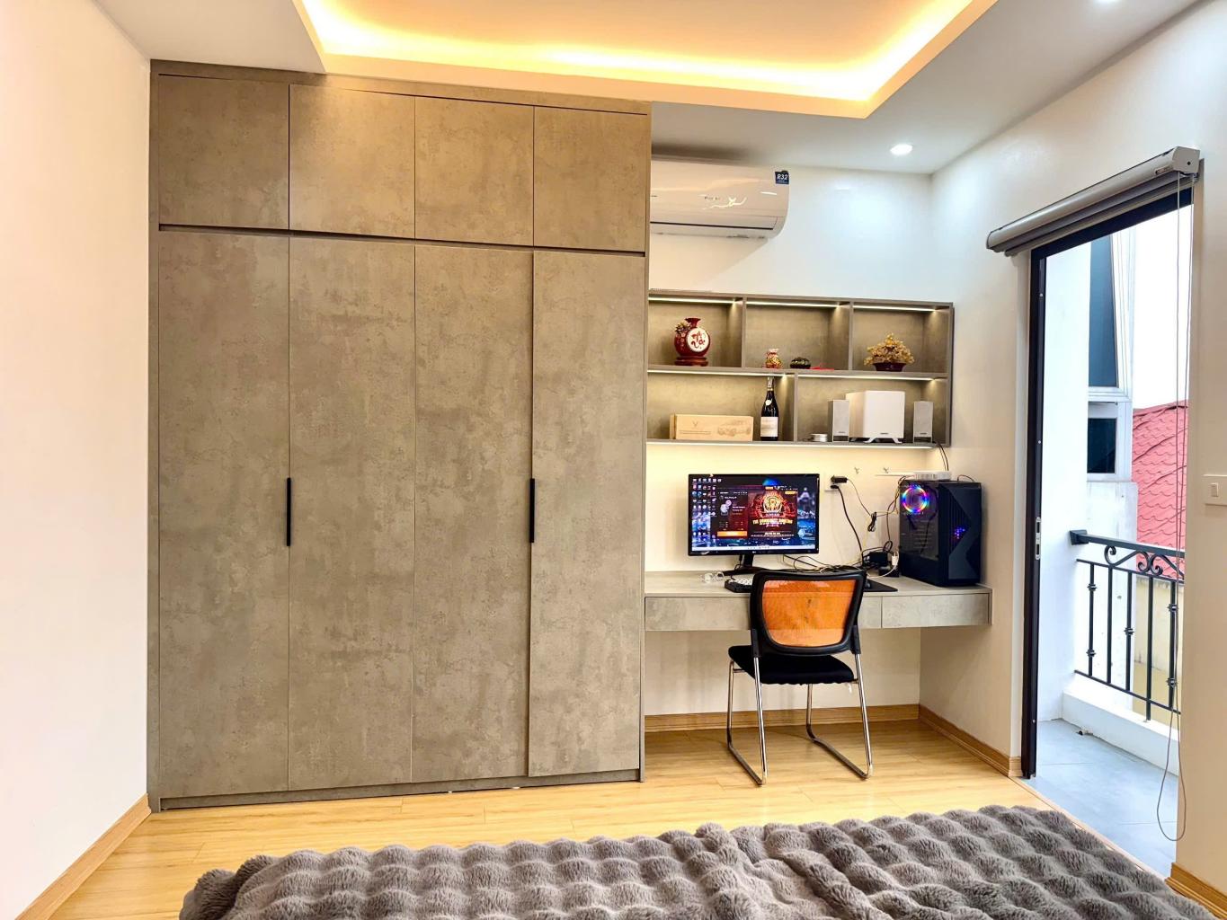 Ô TÔ - THANG MÁY - NHÀ MỚI ĐẸP - HIẾM
