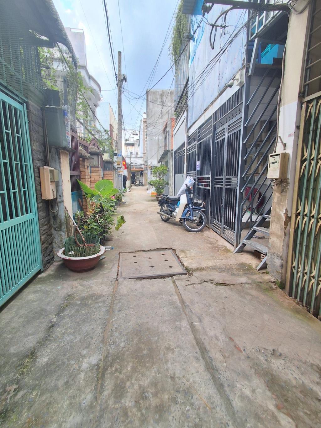 QUẬN 7 - NHÀ 3 TẦNG KIÊN CỐ - 56m2 - SỔ HỒNG RIÊNG HOÀN CÔNG ĐỦ