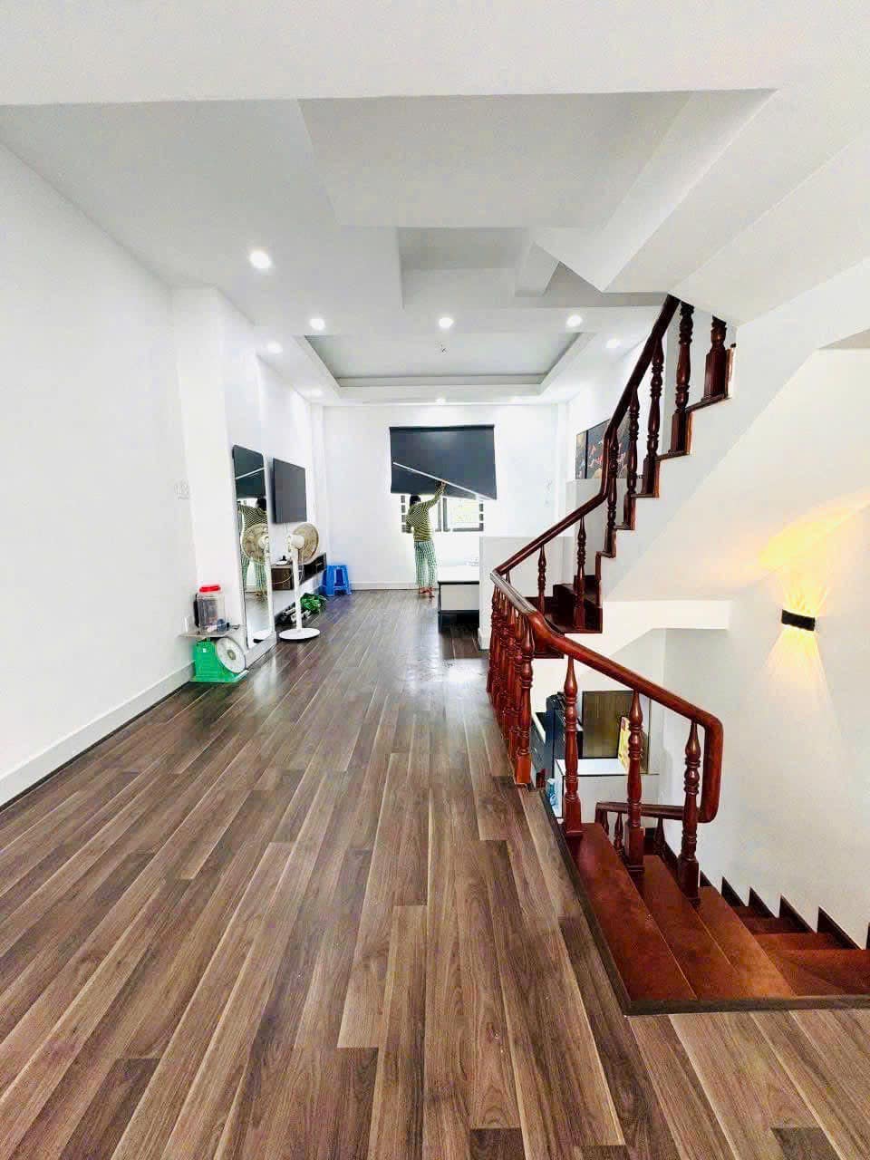 UẬN 7 NHÀ HẺM XE HƠI HUỲNH TẤN PHÁT - 5 TẦNG - 4.05x15M - NHỈNH 7 TỶ