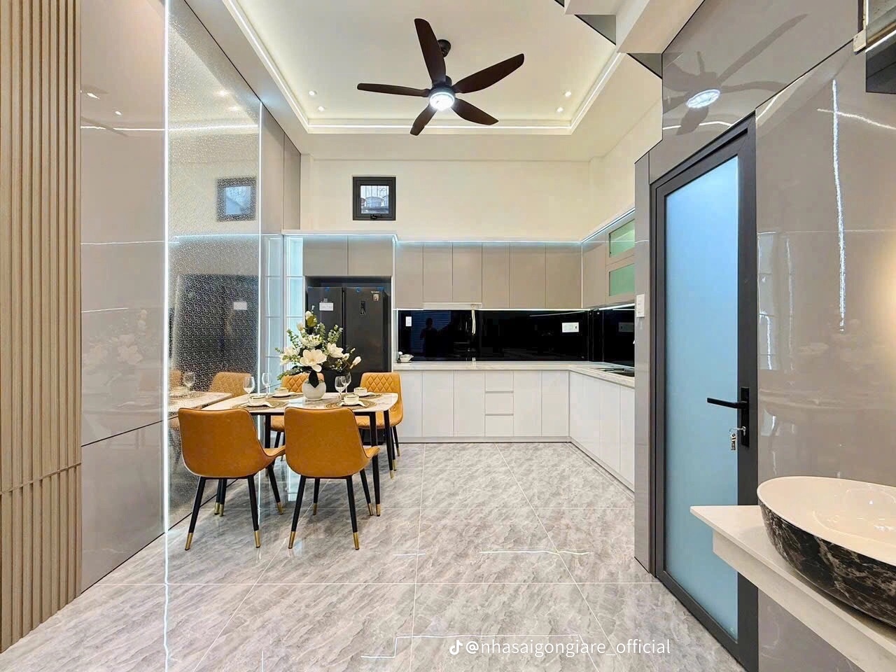 NHÀ ĐẸP QUẬN 7 - KHU DÂN CƯ HIỆN HỮU - KHÔNG QUY HOẠCH - HẺM RỘNG THOÁNG