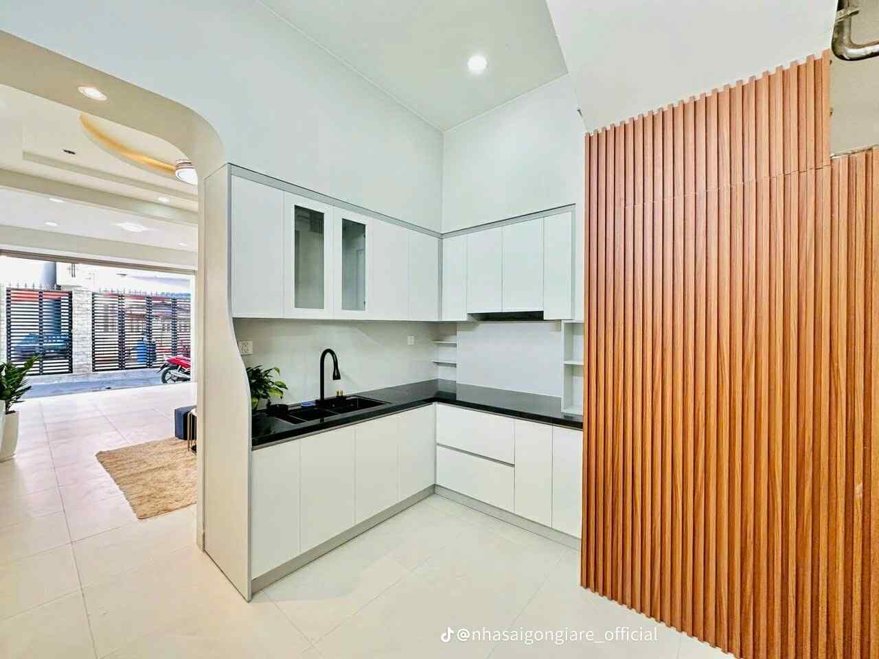 Bán Nhà đường Lê Văn Lương nhỉnh 4 tỷ nhà đẹp chuẩn