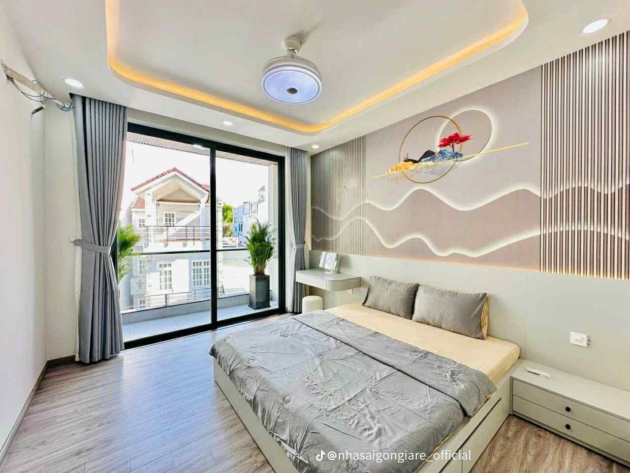 Bán Nhà đường Lê Văn Lương nhỉnh 4 tỷ nhà đẹp chuẩn