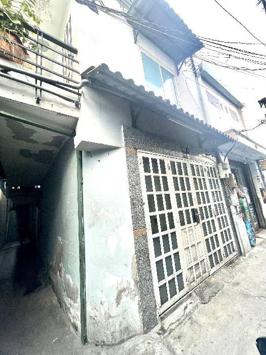 Bán nhà đường Nguyễn Thị Thập Q7 2 tỉ nhỉnh