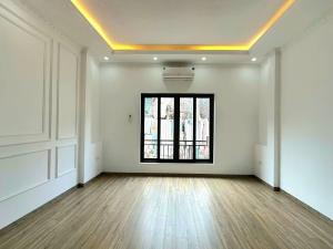 Bán nhà Lê Trọng Tấn Hà Đông 55m2 4 tầng nhỉnh 6 ty ngay vòng Xuyến Lê Trọng Tấn Tố Hữu có bãi gửi xe