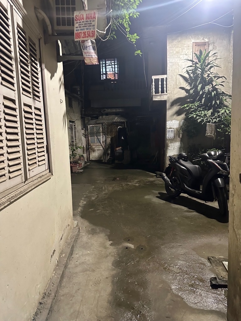 BÁN NHÀ TẠI THỔ QUAN - THỬA ĐẤT ĐẸP - TRUNG TÂM ĐỐNG ĐA - SỔ RIÊNG - CHỪNG 30M RA MẶT PHỐ.