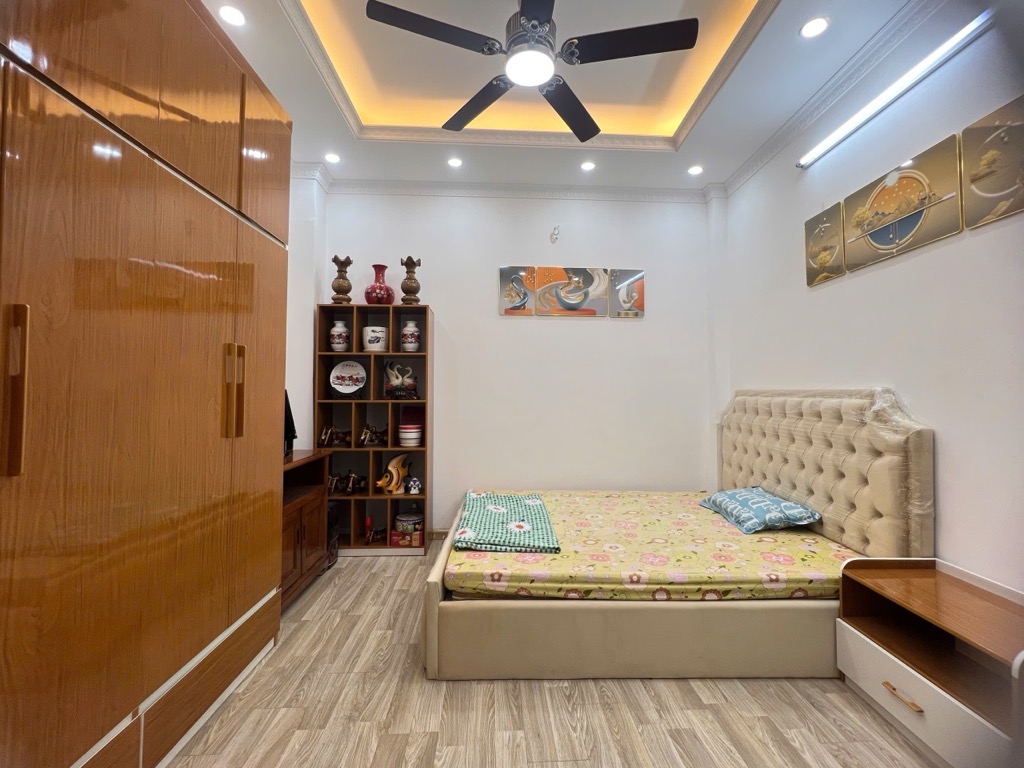 BÁN NHÀ 4 TẦNG PHÚC LỢI – LONG BIÊN – Ô TÔ VÀO NHÀ – 6.75 TỶ