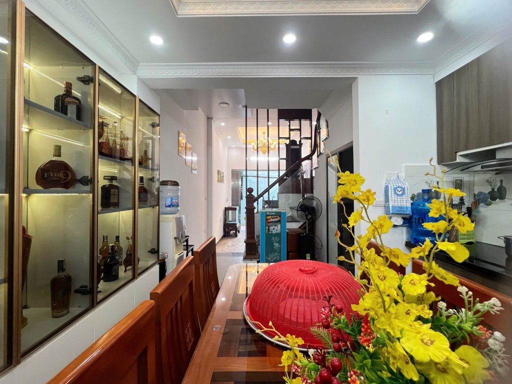 Nhà mới 4 tầng – Ô tô đỗ cửa – Trung tâm Phúc Lợi – Chỉ 6.75 tỷ