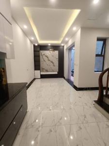 Nhà 5 tầng – Phúc Lợi – GIÁ RẺ dưới 5 tỷ – Ở ngay