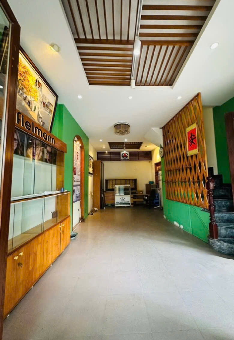 BÁN SIÊU PHẨM HÀM CÁ MẬP BA ĐÌNH 3 MẶT THOÁNG