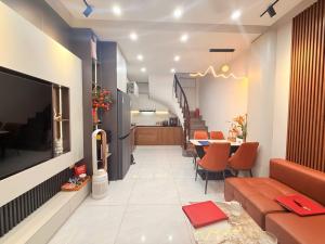 BÁN NHÀ 4 TẦNG TÂN ẤP 30M  6,95 TỶ
