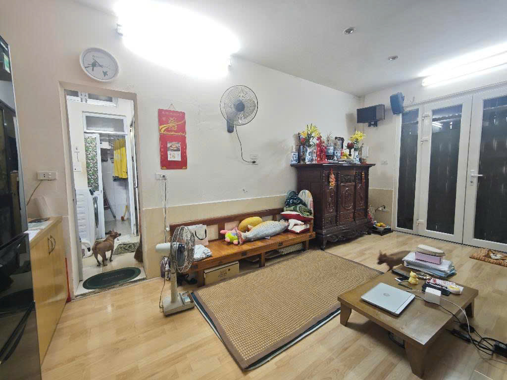 Nhà 40m2 khu TT Nghĩa tân cần bán