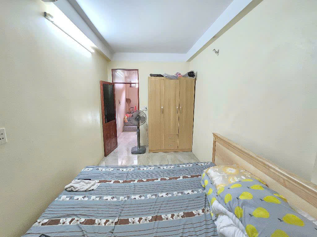 Bán nhà Tân Triều, gần phố, để ở/để kinh doanh, 23m2, 3.7 tỷ