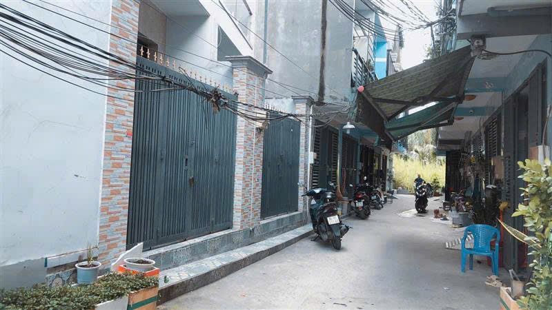 Lê Văn Luông - khu cao tầng phân lô ngay cầu Long Kiểng - xe hơi tới nhà