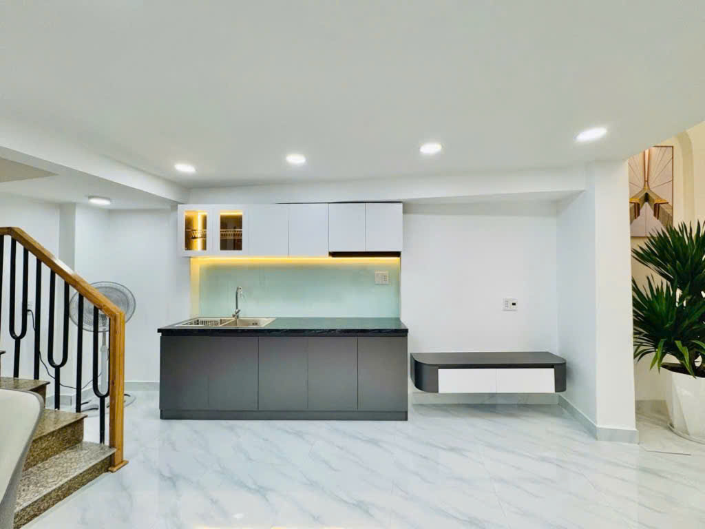 Gò Vấp - 26m2 - tặng nội thất - an ninh - hẻm thông
