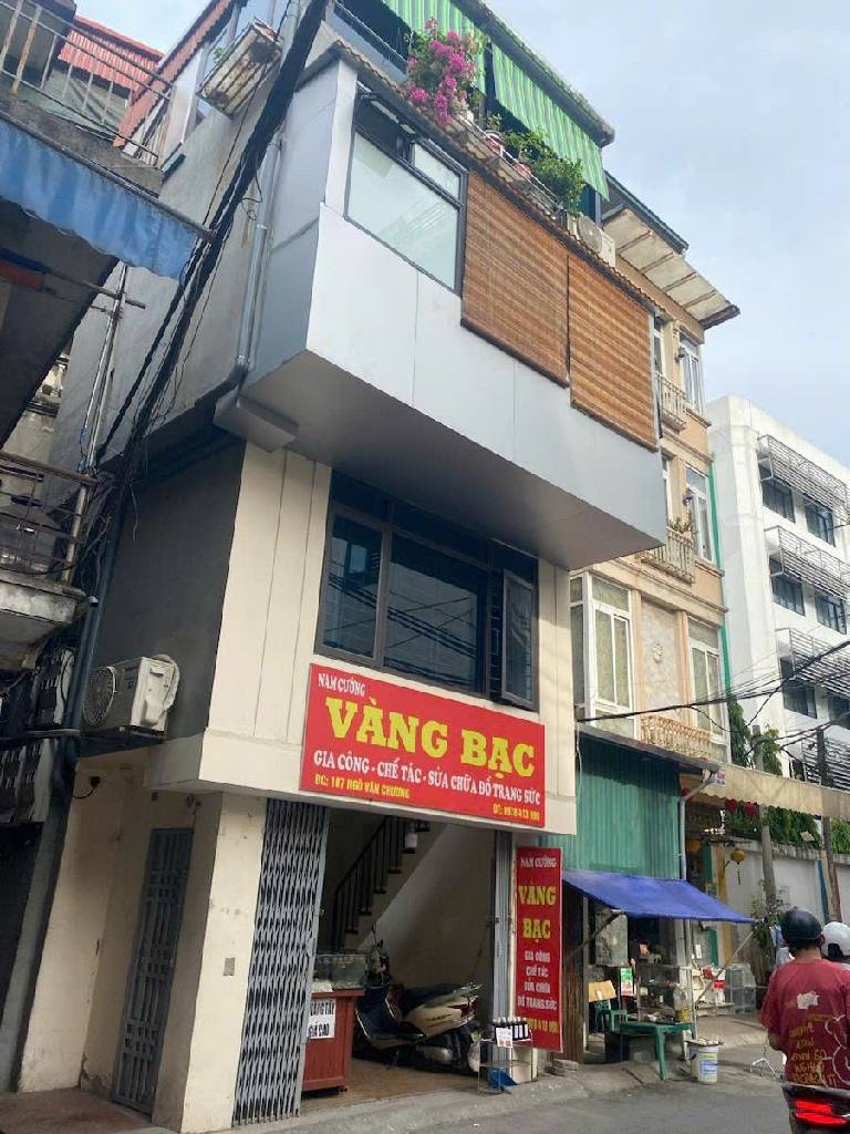 NGÕ VĂN CHƯƠNG - 4TẦNG LÔ GÓC, ÔTÔ TRÁNH, TIỆN ÍCH XUNG QUANH.DIỆN TÍCH 13m2. TỪ TẦNG 2 ĐUA RA 320m2. GIÁ 7,55 TỶ