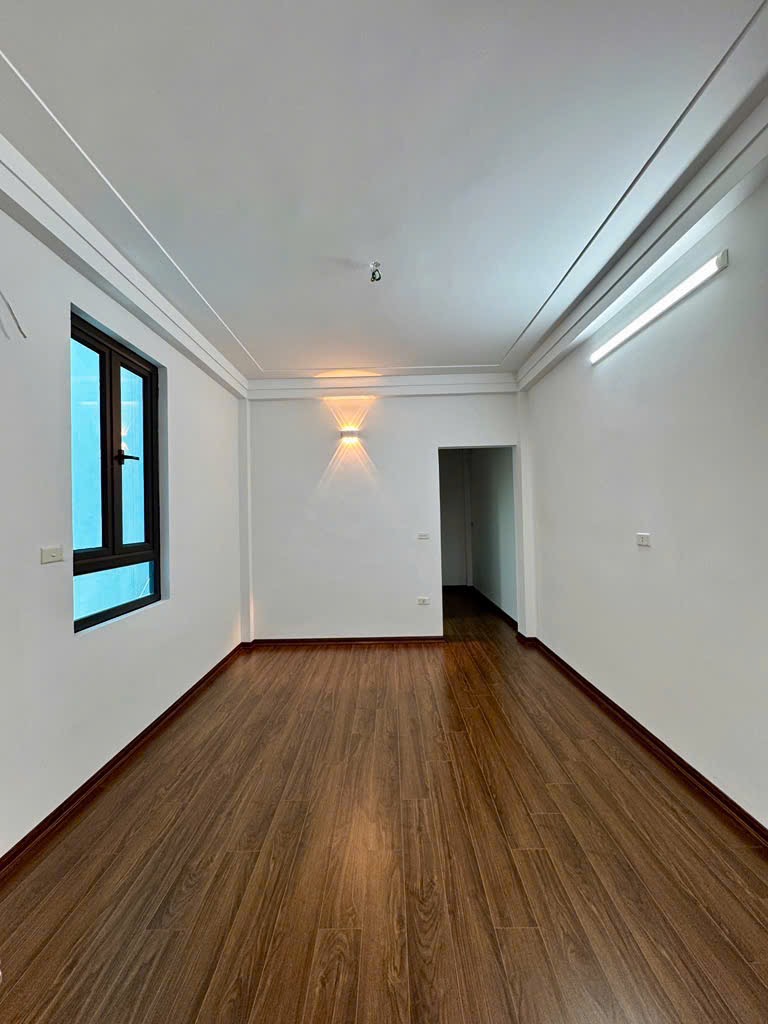 Bán nhà đẹp khu Nguyễn Cảnh Dị giá chỉ 6.25 tỉ
