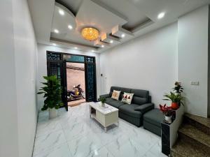 Bán nhà đẹp khu Nguyễn Cảnh Dị giá chỉ 6.25 tỉ