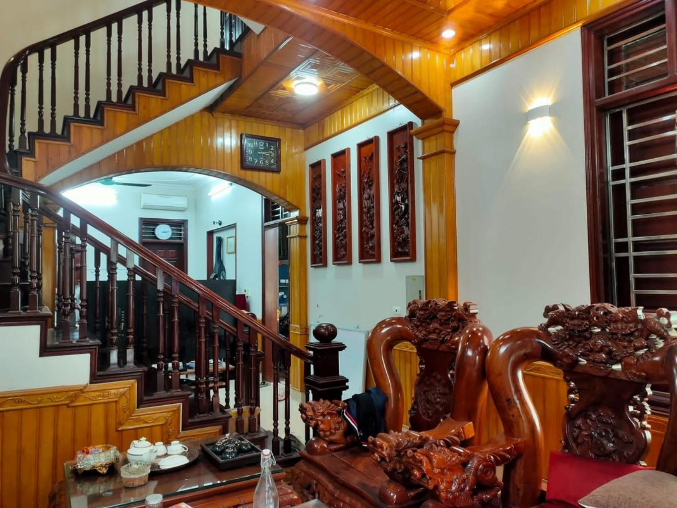 Bán nhà mặt phố Kim Giang - Thanh Trì nhà mới tinh 6T - tháng máy-nhỉnh 9tỷ.