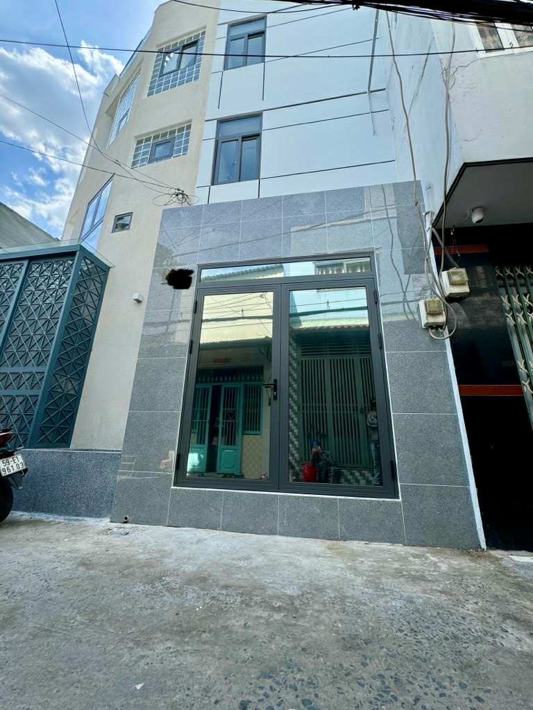 HÀNG NÓNG – 2 TẦNG – NHÀ MỚI – DÒNG TIỀN 100TR/NĂM