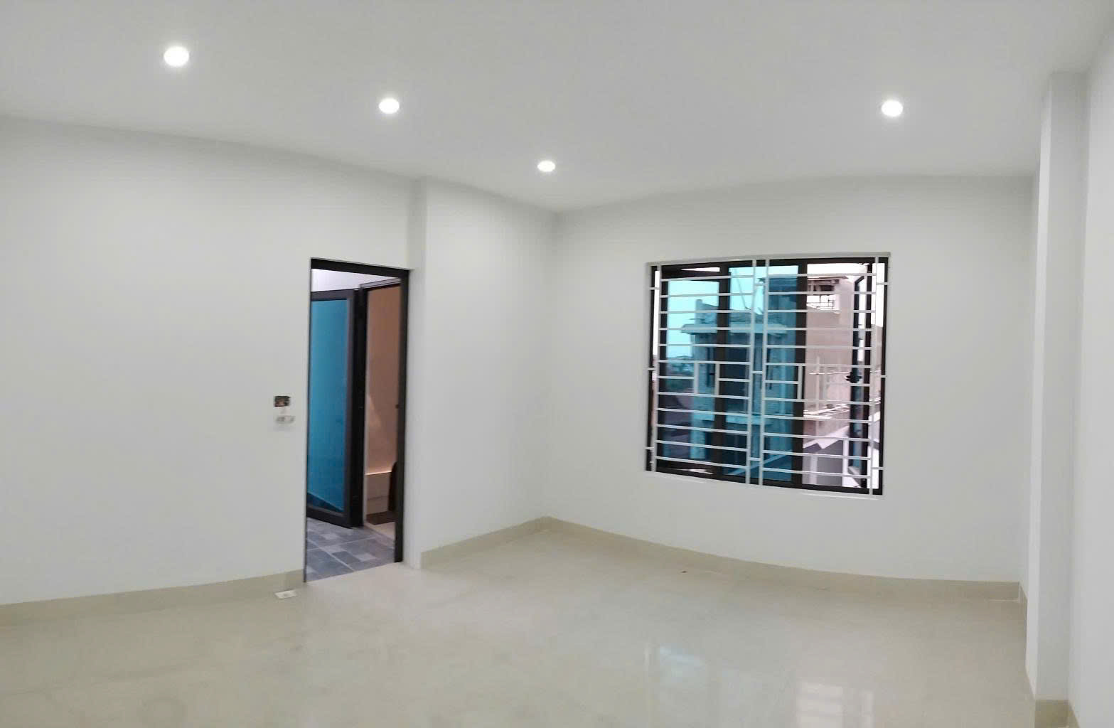 Bán nhà Thượng Cát Từ Liêm, lô góc 43m², chỉ 4.9 tỷ.
