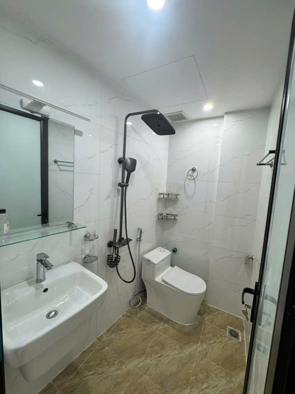 BÁN NHÀ ĐÌNH THÔN 42M - CHỈ 6.5 TỶ