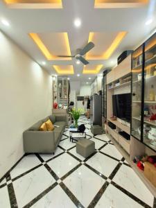 BÁN NHÀ ĐÌNH THÔN 42M - CHỈ 6.5 TỶ