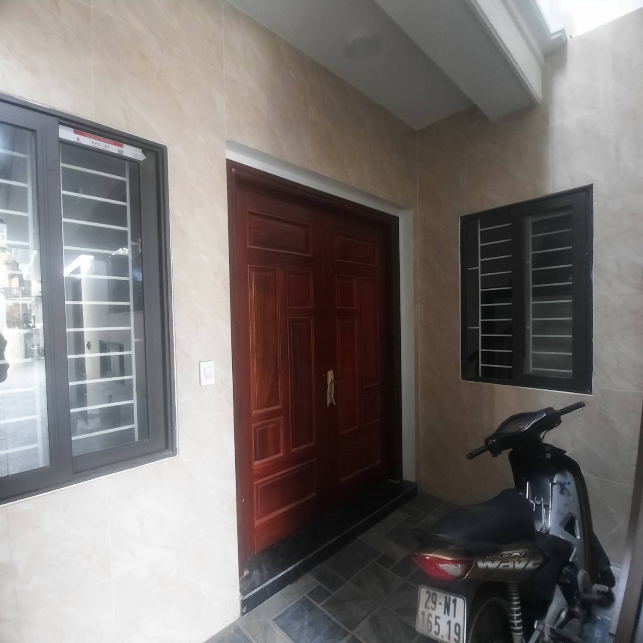 Bán nhà  đẹp Liên Mạc 34m2, 5 tầng mới ở ngay, chỉ 4,55 tỷ, gần ô tô