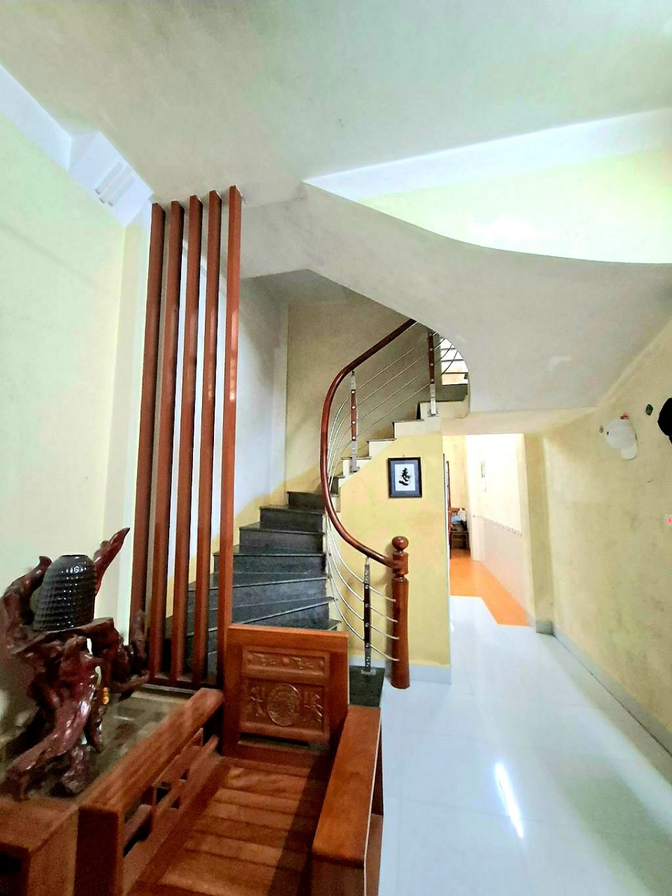 Nhà hiếm Văn Hội, 50m2 ,ô tô đỗ cửa ngõ thông, 10 ô tô tránh,nở hậu, 5 tầng dân xây , chỉ 7,85 tỷ