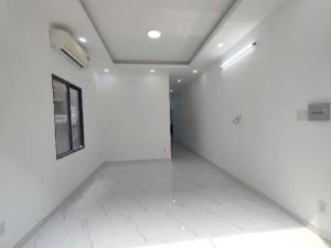 NHÀ CỰC RỘNG GẦN 100M2, ĐƯỜNG SỐ 10, VỊ TRÍ ĐẮC ĐỊA KẾ CHỢ LINH TRUNG, HẺM XE HƠI, DÂN TRÍ CAO, GIÁ GIẢM MẠNH CÒN HƠN 4 TỶ 5