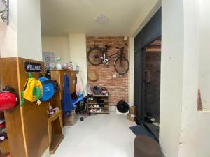 NHÀ KHU LONG TRƯỜNG QUẬN 9, ĐẦY ĐỦ CÔNG NĂNG, HẺM XE HƠI SÔNG NƯỚC BAO QUANH, GIÁ RẺ, NHỈNH 4 TỶ