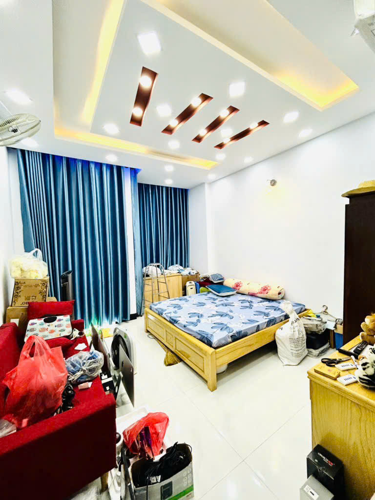 BÁN NHÀ MẶT TIỀN NỞ HẬU, ĐƯỜNG TRẦN XUÂN SOẠN