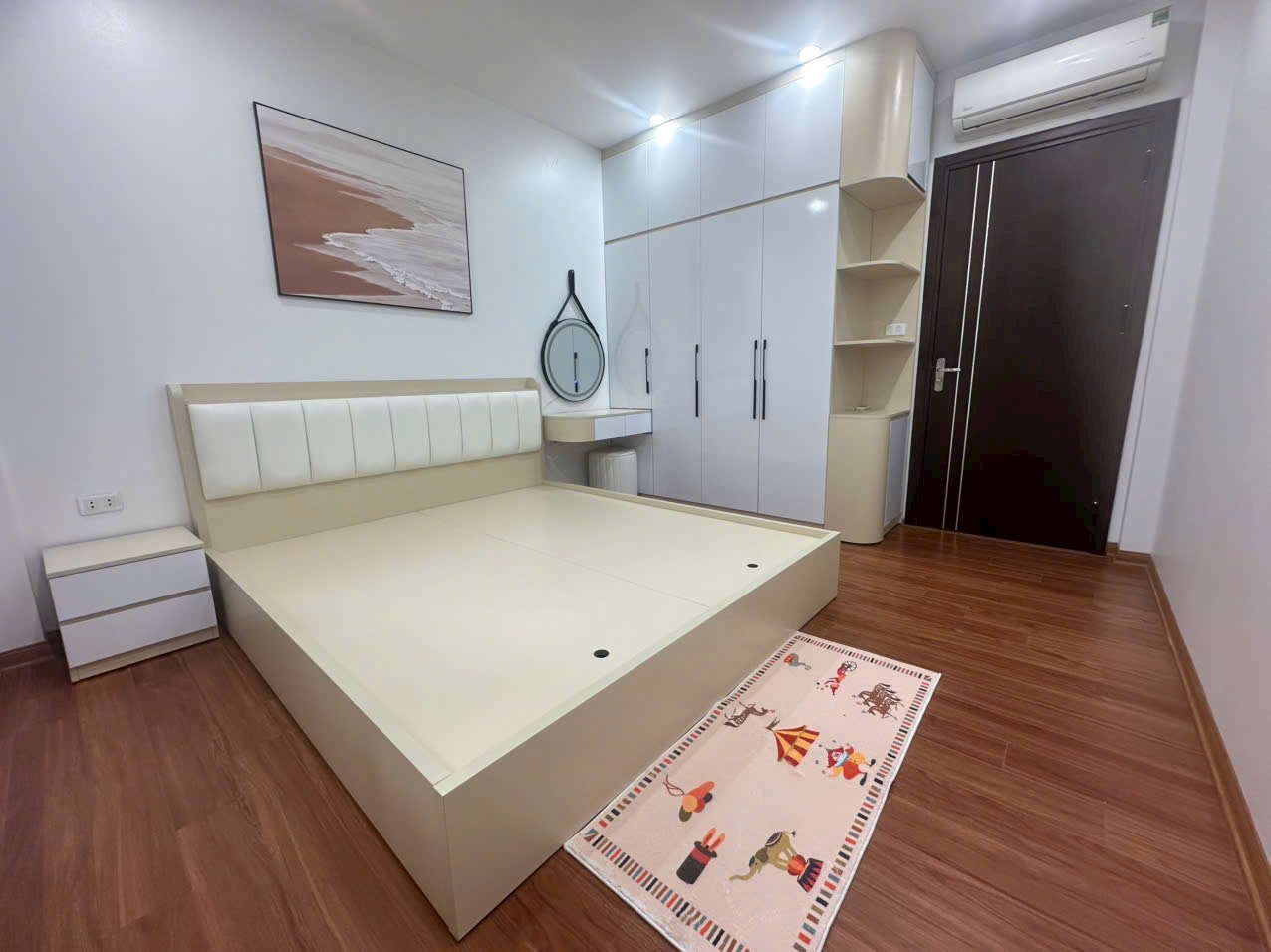 Bán nhà riêng Ngọc Thụy 4 ngủ giá 9,2 tỷ